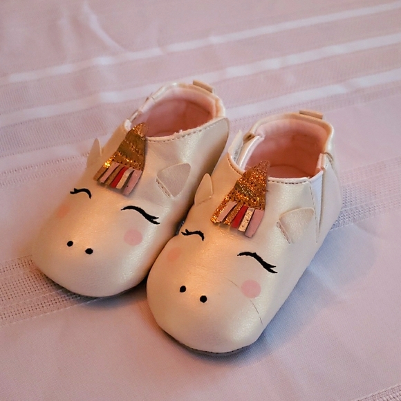 Target Other - Baby girl unicorn shoes/booties